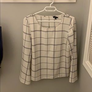 Dynamite white black striped blouse